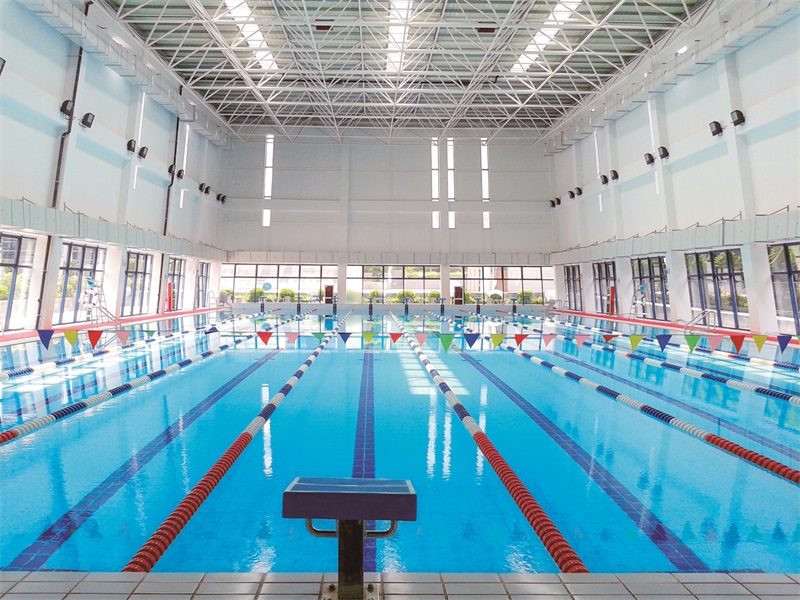 游泳館建筑脫落和濕度有關(guān)嗎？