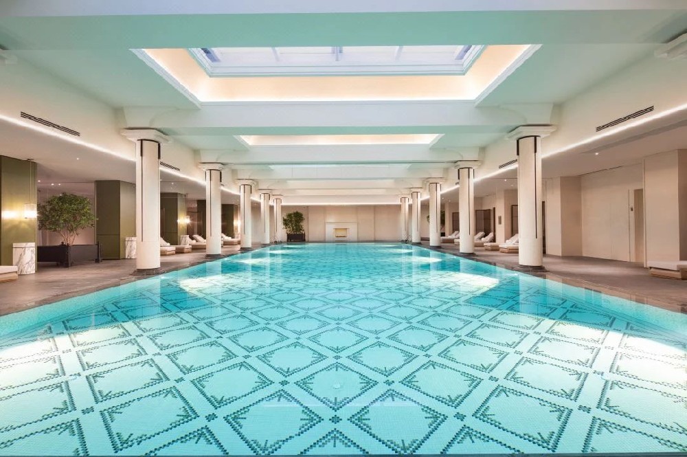 行家都愛！室內(nèi)游泳池三集一體恒溫除濕熱泵，高效節(jié)能新選擇！