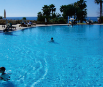 室內(nèi)游泳池三集一體熱泵 