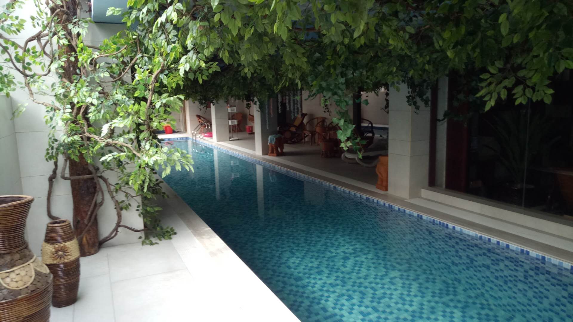 室內(nèi)泳池專用除濕機有什么作用？